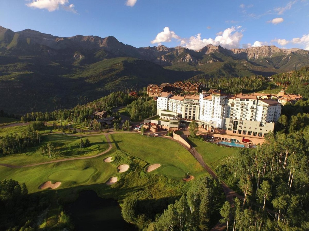 The Peaks Resort and Spa Image 10